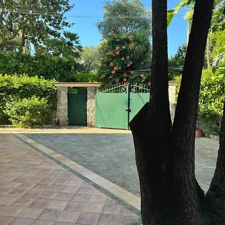 בית נופש Casa Della Riviera סורנטו