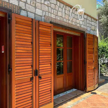 Casa Della Riviera סורנטו